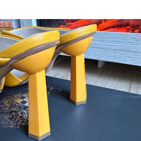 VC Mules - Picture 3 of 4